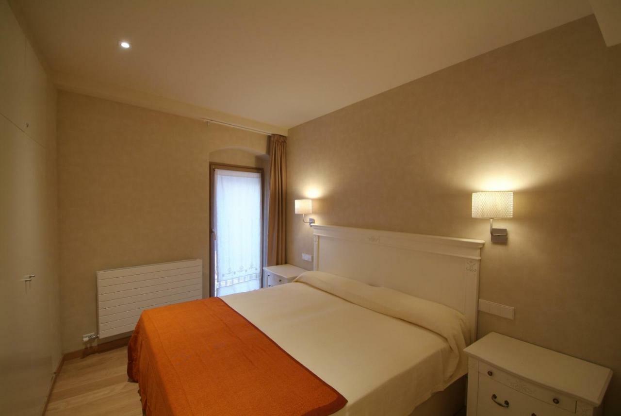 Beautifully Furnished Luxury In Barri Vell, *