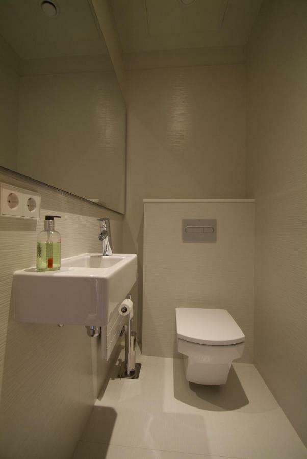 Beautifully Furnished Luxury In Barri Vell, Apartamento *